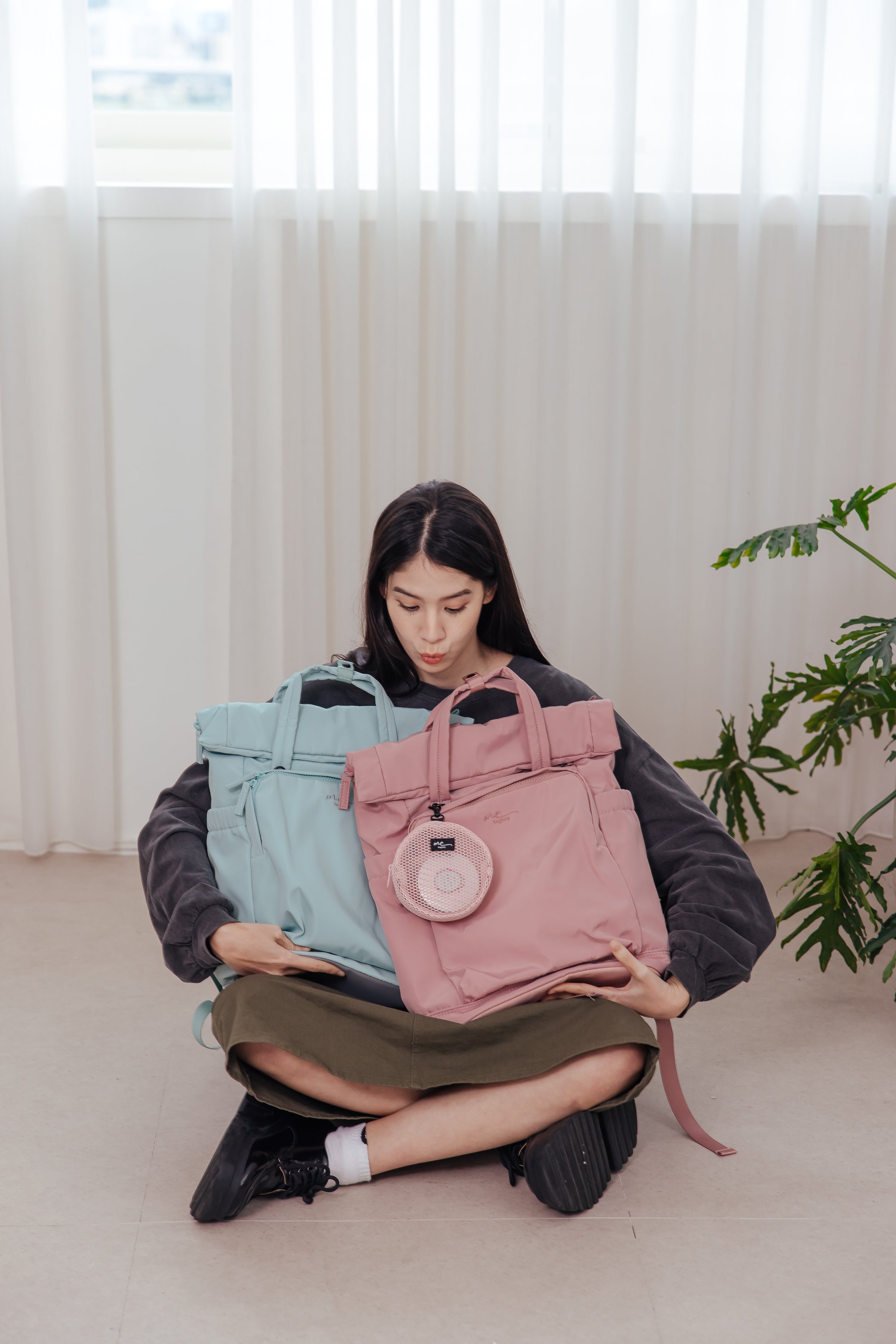 ME Antonia (L) 休閒通勤背包 20L (彩貝藍)