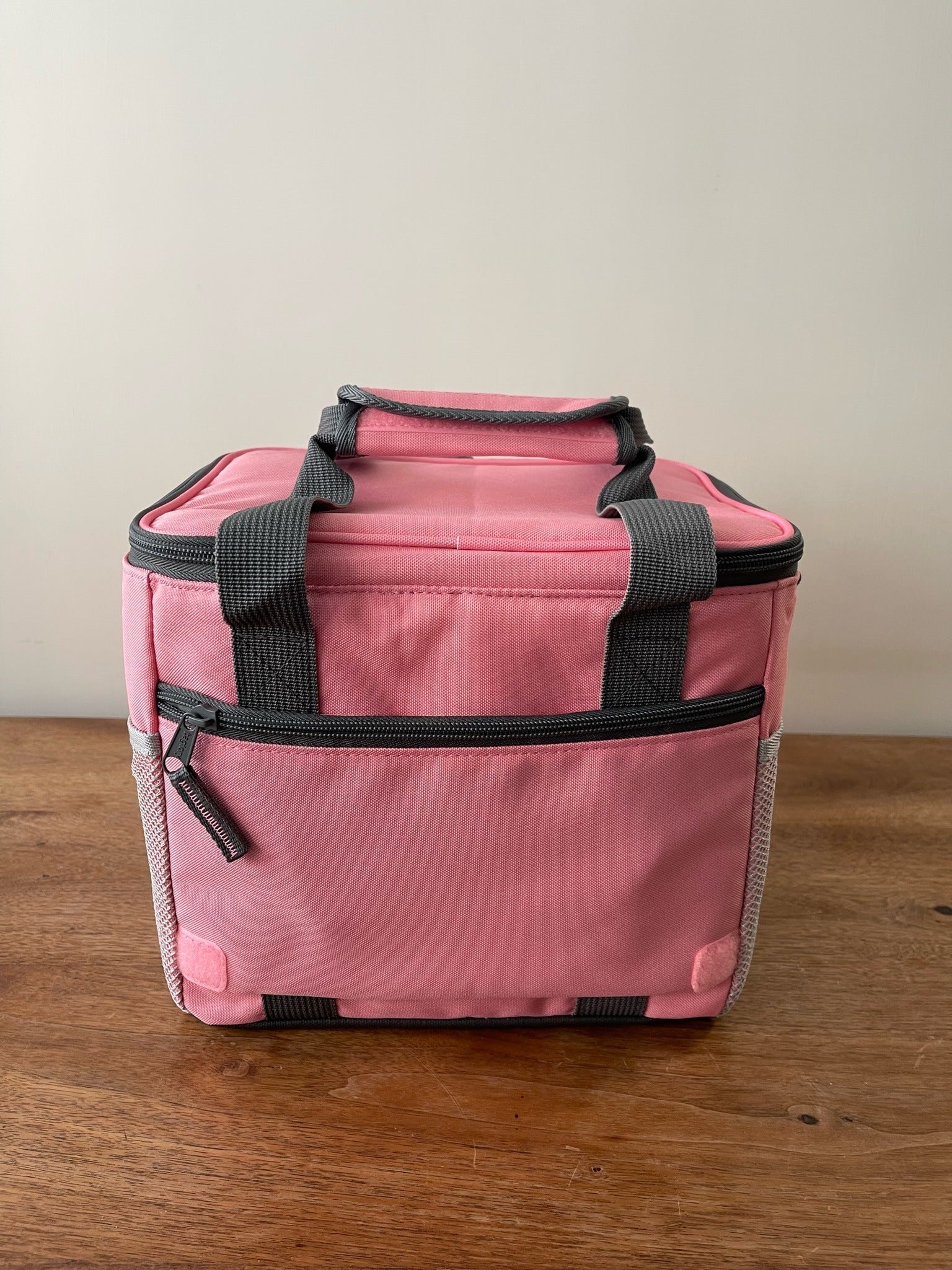 Hello Chilly 10L Large Capacity Cooler Bag (Strawberry)