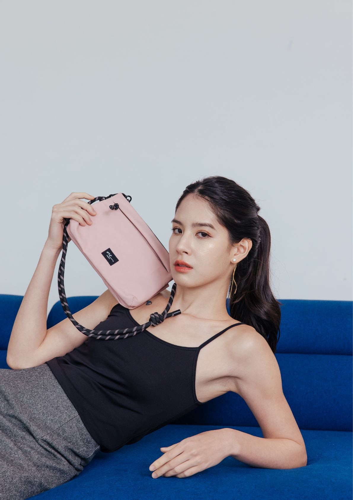 ME Charmaine 磁吸式隨身包