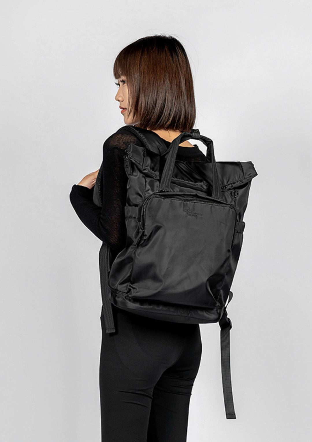 ME Antonia (L) 休閒通勤背包 20L (亮黑)